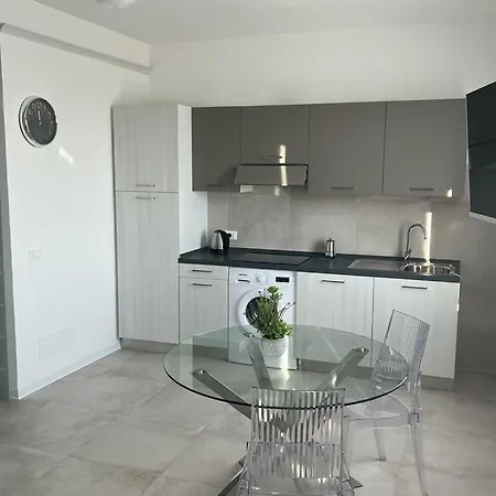 Dini B Apartment